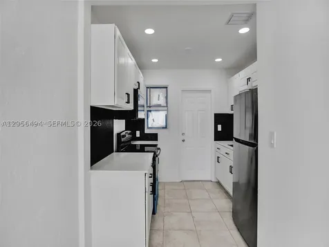 708 N 20th Hollywood FL 33020