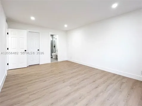 17911 NW 68th Avenue Hialeah FL 33015