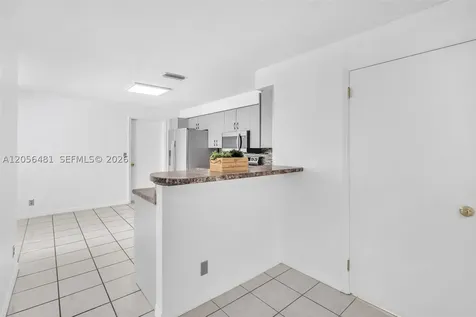 800 Sorrento Drive Weston FL 33326