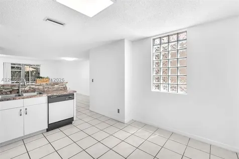 800 Sorrento Drive Weston FL 33326