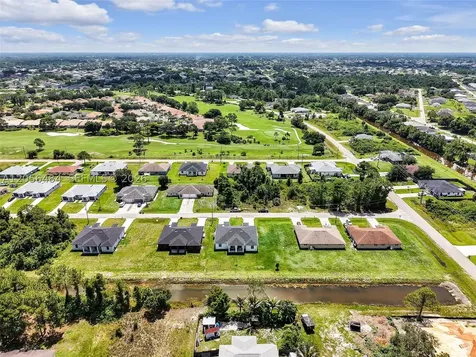 2224 Kenneth Avenue S Lehigh Acres FL 33973