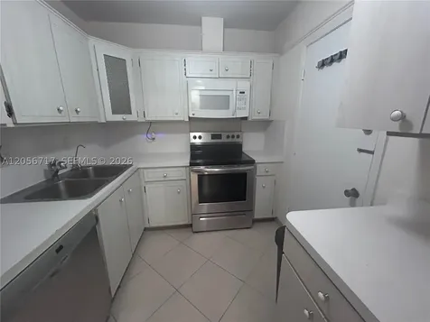 5700 NE 22nd Way Fort Lauderdale FL 33308