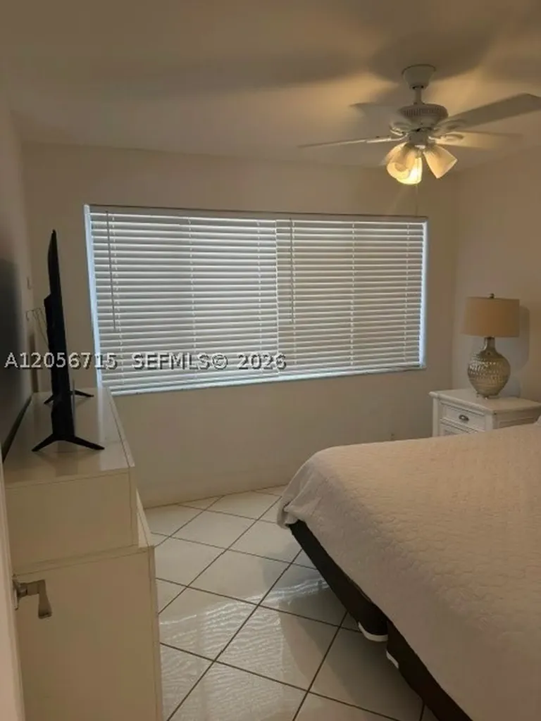 5317 Harrison Street Hollywood FL 33021