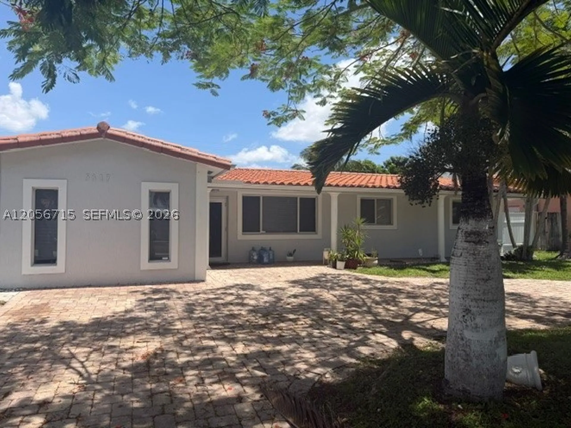 5317 Harrison Street Hollywood FL 33021