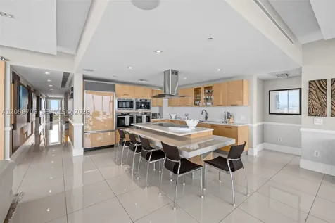 6899 Collins Avenue Miami Beach FL 33141