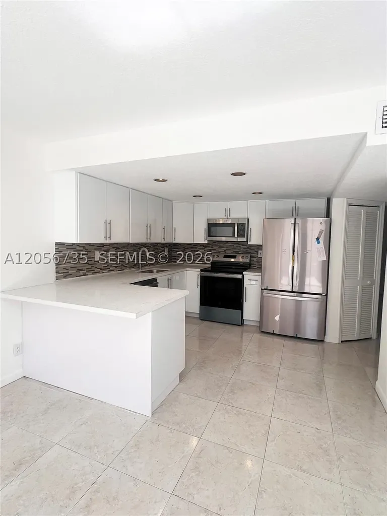 3770 SW 59th Terrace Davie FL 33314