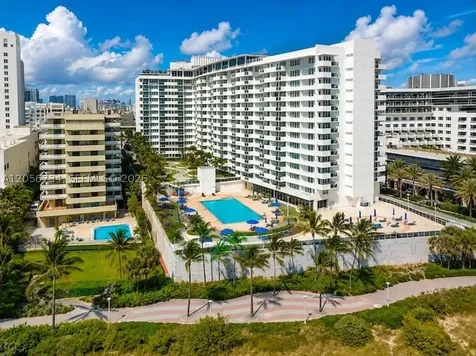 100 Lincoln Road Miami Beach FL 33139