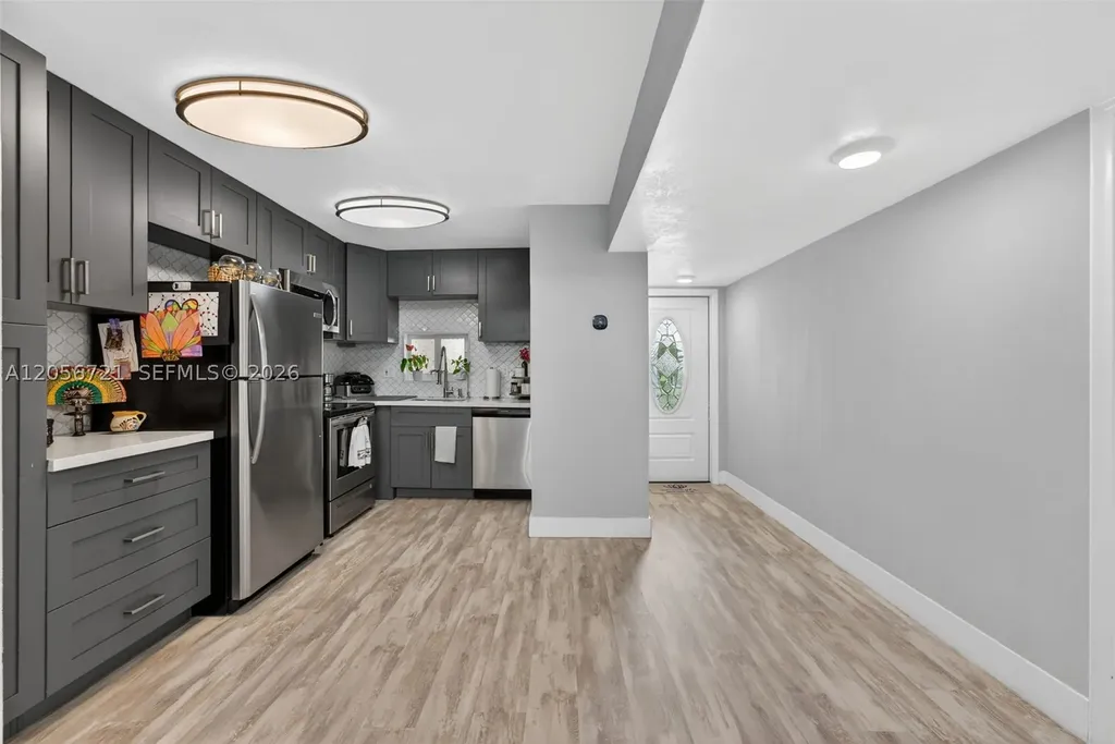681 S Hollybrook Drive Pembroke Pines FL 33025