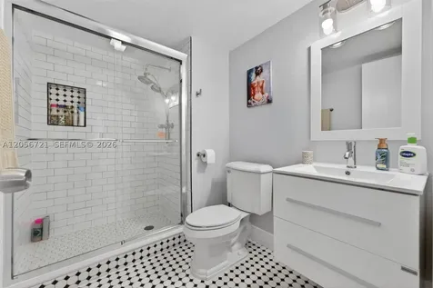 681 S Hollybrook Drive Pembroke Pines FL 33025