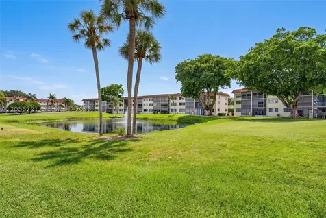 681 S Hollybrook Drive Pembroke Pines FL 33025