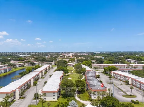 681 S Hollybrook Drive Pembroke Pines FL 33025
