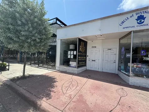 1926 Tyler Street Hollywood FL 33020