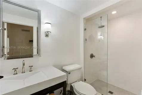 270 Island Drive Key Biscayne FL 33149