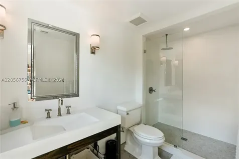 270 Island Drive Key Biscayne FL 33149