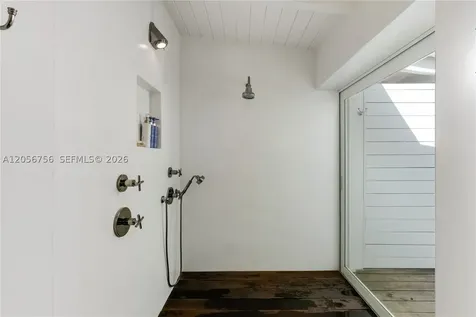 270 Island Drive Key Biscayne FL 33149
