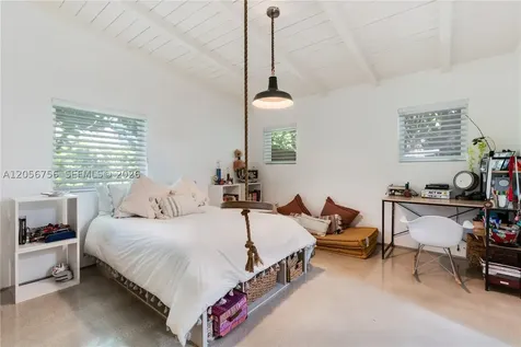 270 Island Drive Key Biscayne FL 33149