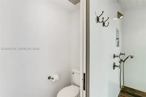 270 Island Drive Key Biscayne FL 33149