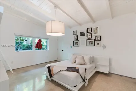 270 Island Drive Key Biscayne FL 33149
