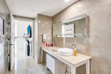 495 Brickell Avenue Miami FL 33131