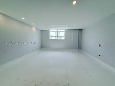 19390 Collins Avenue Sunny Isles Beach FL 33160