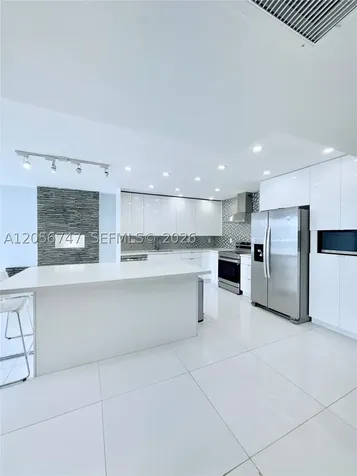 19390 Collins Avenue Sunny Isles Beach FL 33160
