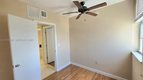 5825 Collins Avenue Miami Beach FL 33140