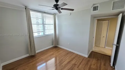 5825 Collins Avenue Miami Beach FL 33140