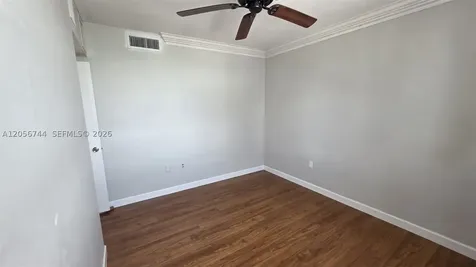 5825 Collins Avenue Miami Beach FL 33140