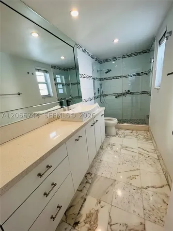5825 Collins Avenue Miami Beach FL 33140