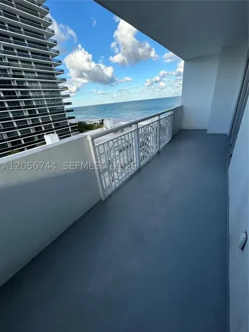 5825 Collins Avenue Miami Beach FL 33140