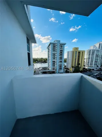 5825 Collins Avenue Miami Beach FL 33140