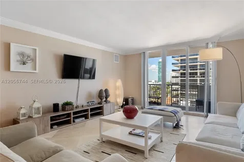 5825 Collins Avenue Miami Beach FL 33140