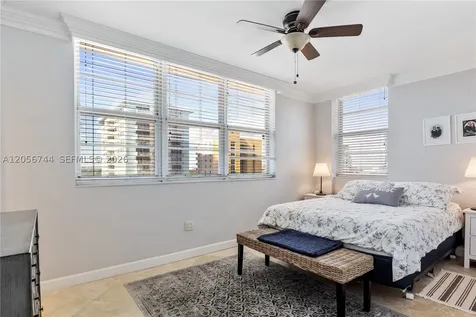 5825 Collins Avenue Miami Beach FL 33140