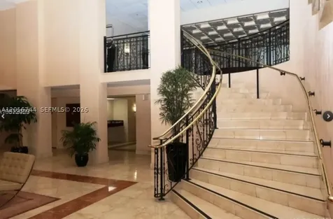 5825 Collins Avenue Miami Beach FL 33140