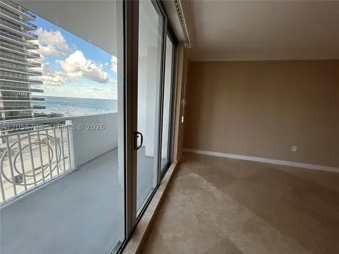 5825 Collins Avenue Miami Beach FL 33140