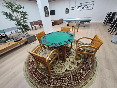5825 Collins Avenue Miami Beach FL 33140