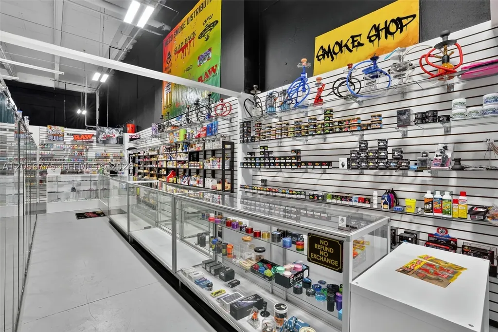 Wholesale, Distribution And Smoke Shop For Sale In Flagler Miami FL 33126