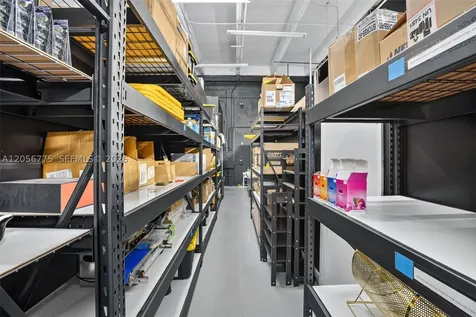 Wholesale, Distribution And Smoke Shop For Sale In Flagler Miami FL 33126