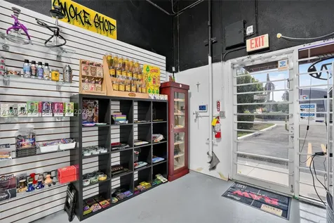 Wholesale, Distribution And Smoke Shop For Sale In Flagler Miami FL 33126