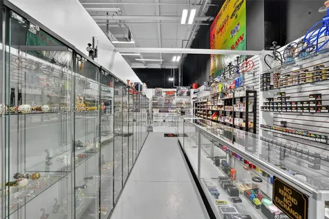Wholesale, Distribution And Smoke Shop For Sale In Flagler Miami FL 33126