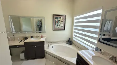 692 Maplewood Court Weston FL 33327