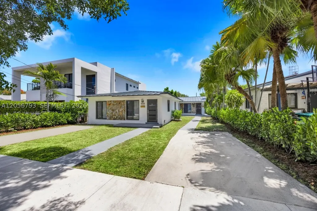 3050 SW 26th Street Miami FL 33133