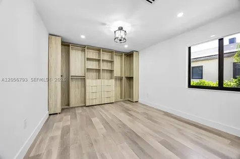 3050 SW 26th Street Miami FL 33133