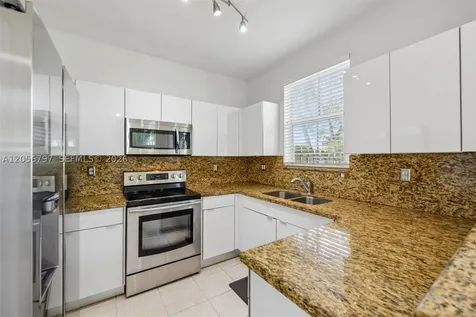8188 NW 108th Place Doral FL 33178