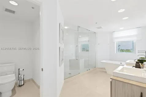 17111 Biscayne Boulevard North Miami Beach FL 33160