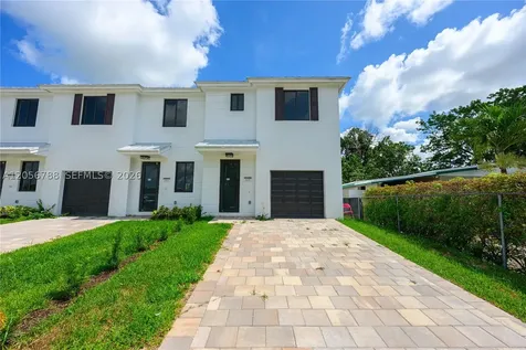 854 SW 1st Street Florida City FL 33034