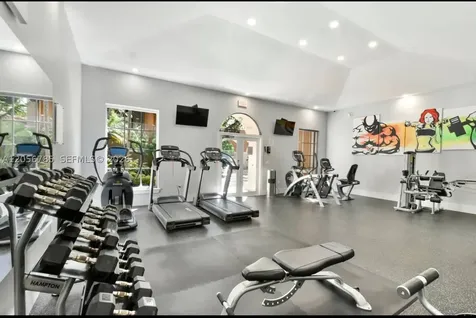 19999 E Country Club Drive Aventura FL 33180