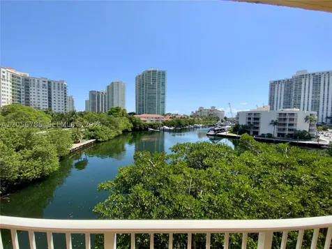 19999 E Country Club Drive Aventura FL 33180