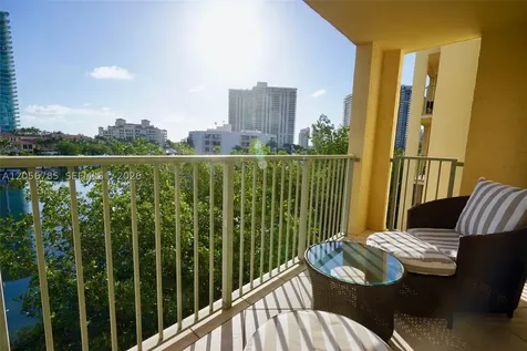 19999 E Country Club Drive Aventura FL 33180