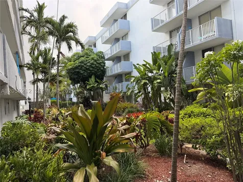 1801 S Treasure Drive North Bay Village FL 33141